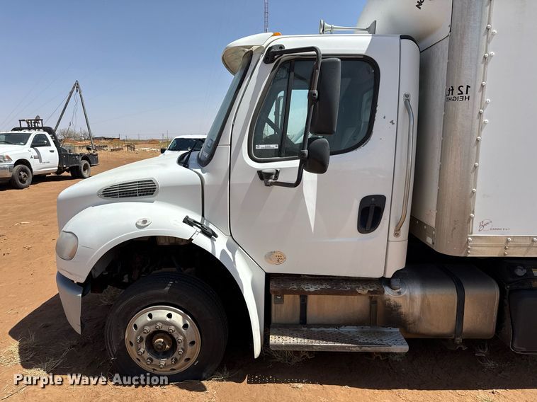 image for item EJ3604 2016 Freightliner M2 box truck