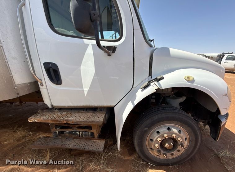 image for item EJ3604 2016 Freightliner M2 box truck