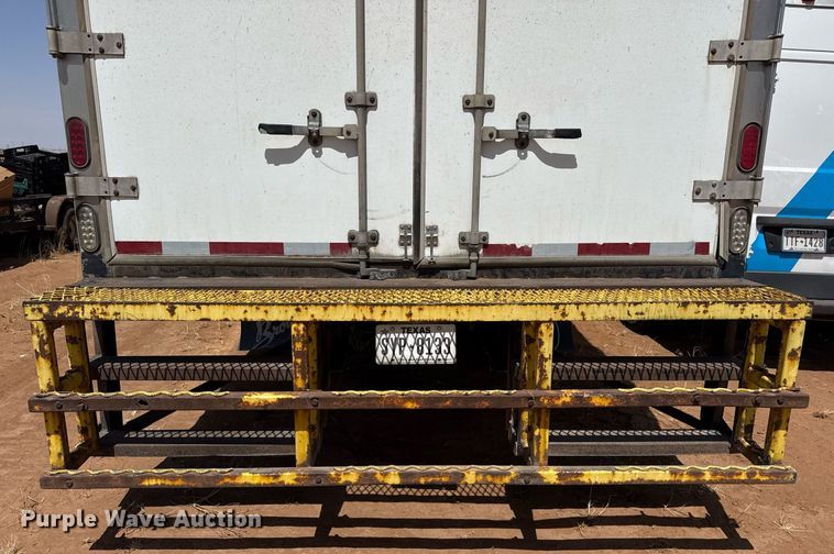 image for item EJ3604 2016 Freightliner M2 box truck