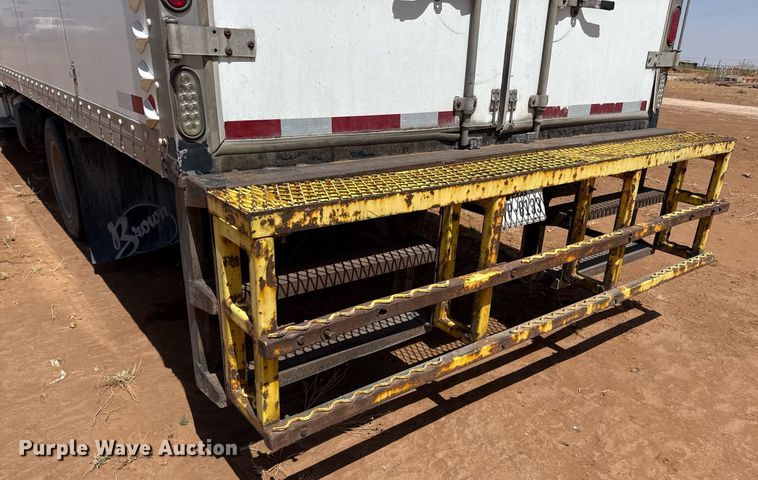 image for item EJ3604 2016 Freightliner M2 box truck