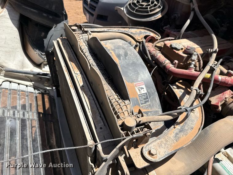 image for item EJ3604 2016 Freightliner M2 box truck