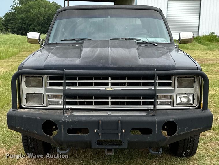 image for item EJ3673 1986 Chevrolet K10 Blazer SUV