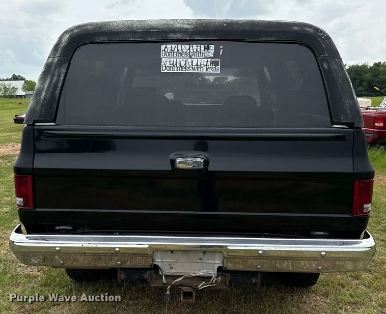 image for item EJ3673 1986 Chevrolet K10 Blazer SUV