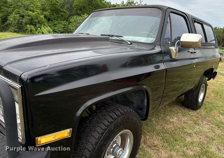 image for item EJ3673 1986 Chevrolet K10 Blazer SUV