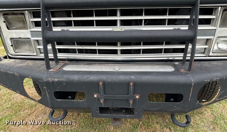 image for item EJ3673 1986 Chevrolet K10 Blazer SUV