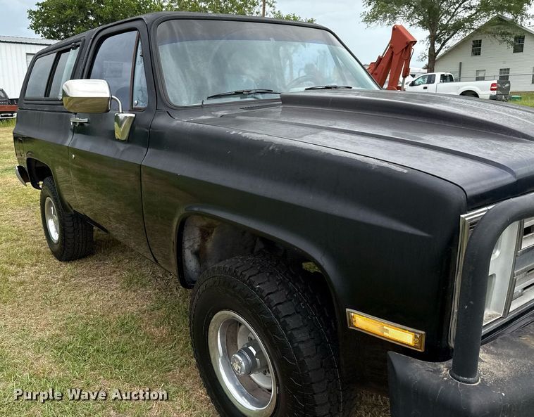 image for item EJ3673 1986 Chevrolet K10 Blazer SUV