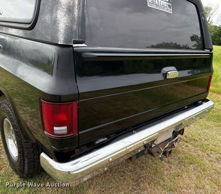 image for item EJ3673 1986 Chevrolet K10 Blazer SUV