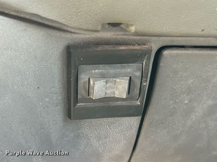 image for item EJ3673 1986 Chevrolet K10 Blazer SUV