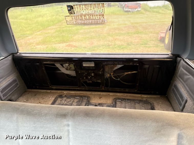 image for item EJ3673 1986 Chevrolet K10 Blazer SUV