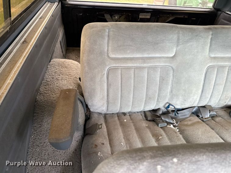 image for item EJ3673 1986 Chevrolet K10 Blazer SUV