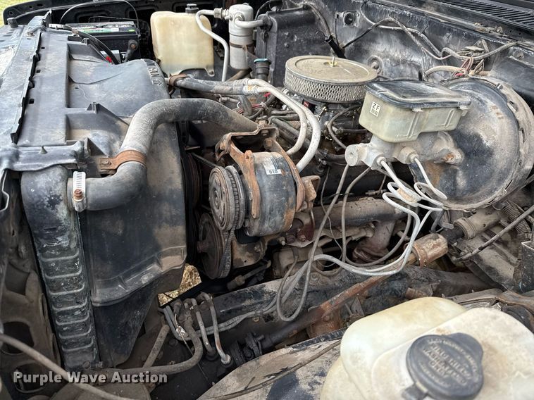 image for item EJ3673 1986 Chevrolet K10 Blazer SUV