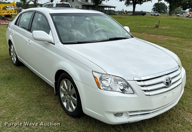 image for item EJ3680 2006 Toyota Avalon 