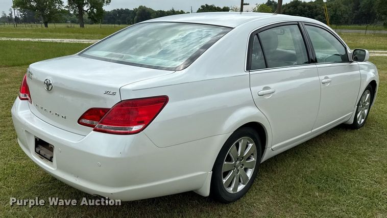 image for item EJ3680 2006 Toyota Avalon 