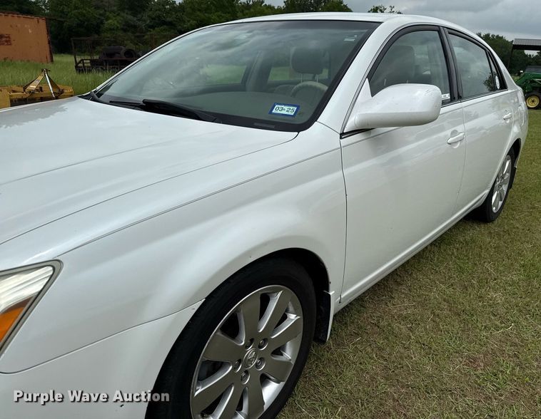 image for item EJ3680 2006 Toyota Avalon 