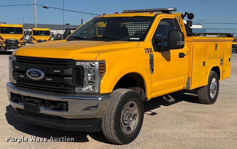 image for item EJ4504 2019 Ford F350 Super Duty XL utility bed pickup truck