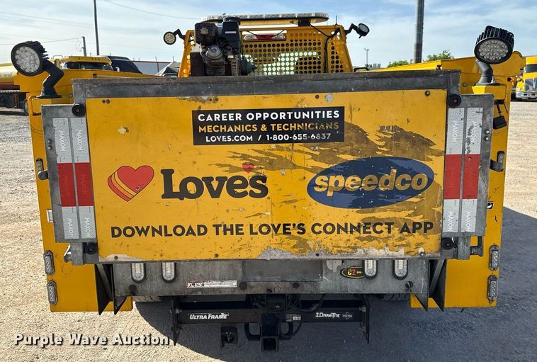 image for item EJ4504 2019 Ford F350 Super Duty XL utility bed pickup truck