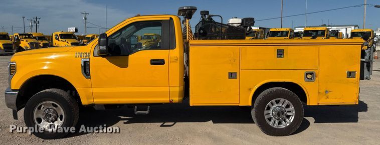 image for item EJ4504 2019 Ford F350 Super Duty XL utility bed pickup truck