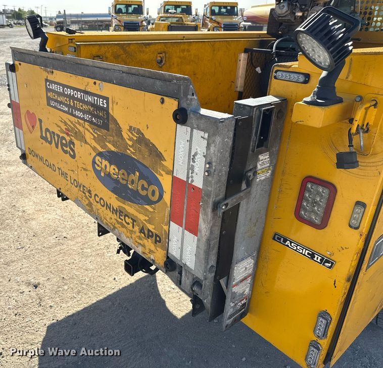 image for item EJ4504 2019 Ford F350 Super Duty XL utility bed pickup truck