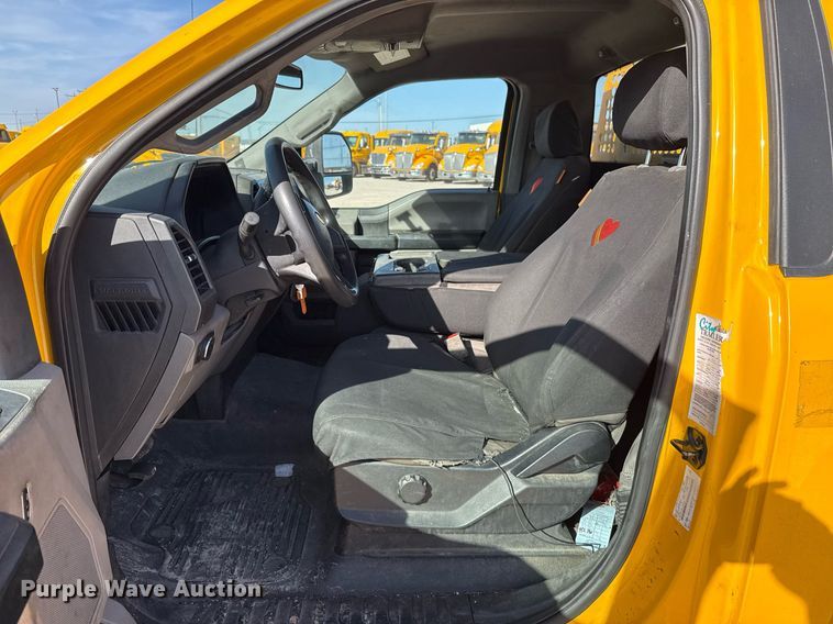 image for item EJ4504 2019 Ford F350 Super Duty XL utility bed pickup truck