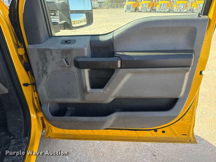 image for item EJ4504 2019 Ford F350 Super Duty XL utility bed pickup truck