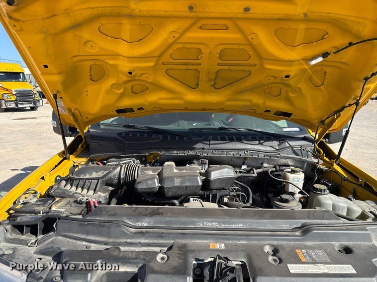 image for item EJ4504 2019 Ford F350 Super Duty XL utility bed pickup truck