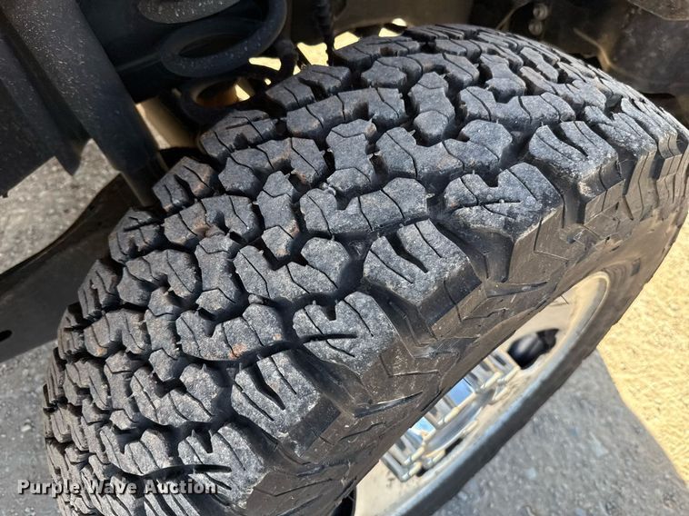 image for item EJ4504 2019 Ford F350 Super Duty XL utility bed pickup truck