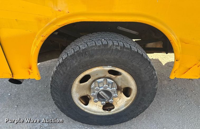 image for item EJ4504 2019 Ford F350 Super Duty XL utility bed pickup truck