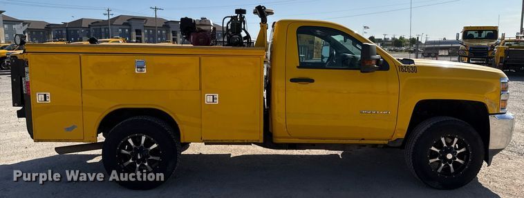 image for item EJ4506 2017 Chevrolet Silverado 3500HD utility bed pickup truck