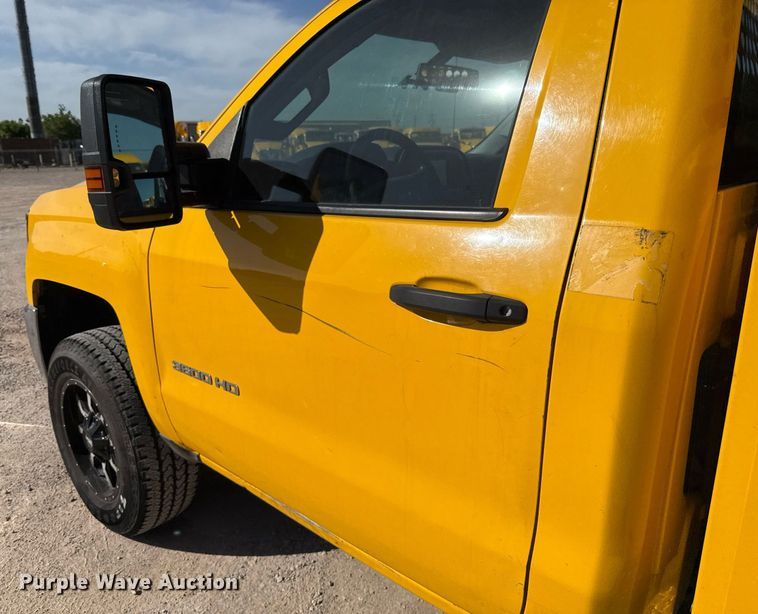image for item EJ4506 2017 Chevrolet Silverado 3500HD utility bed pickup truck