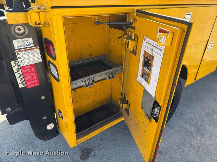 image for item EJ4506 2017 Chevrolet Silverado 3500HD utility bed pickup truck