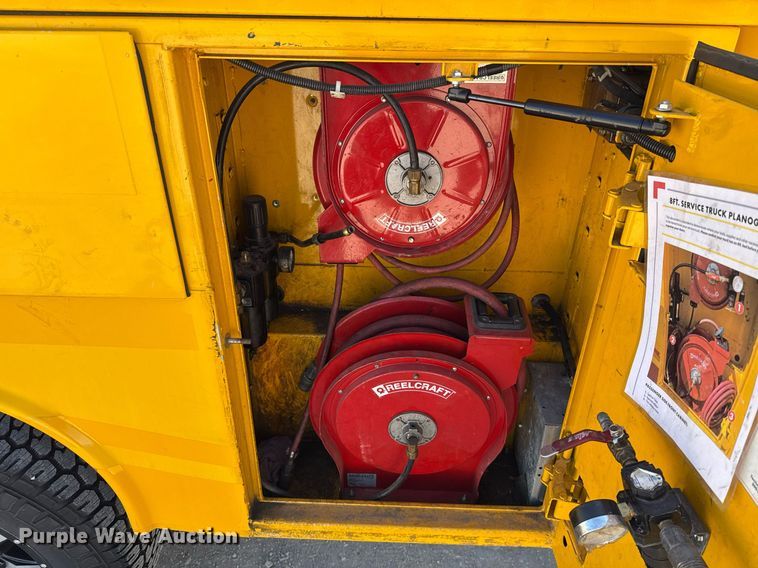 image for item EJ4506 2017 Chevrolet Silverado 3500HD utility bed pickup truck