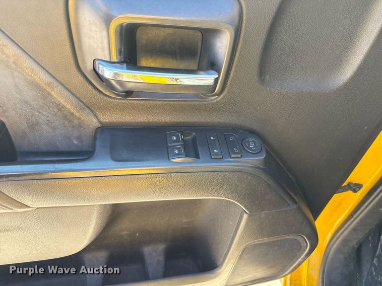 image for item EJ4506 2017 Chevrolet Silverado 3500HD utility bed pickup truck