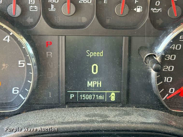 image for item EJ4506 2017 Chevrolet Silverado 3500HD utility bed pickup truck