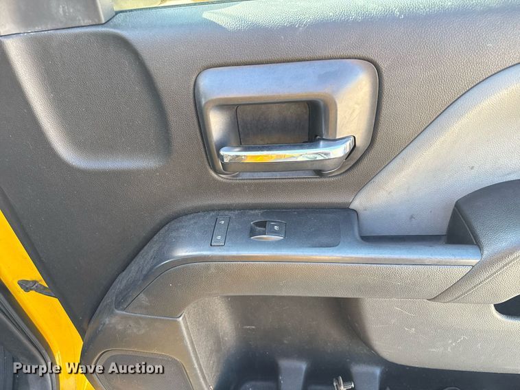image for item EJ4506 2017 Chevrolet Silverado 3500HD utility bed pickup truck