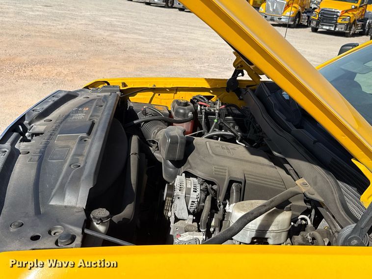 image for item EJ4506 2017 Chevrolet Silverado 3500HD utility bed pickup truck