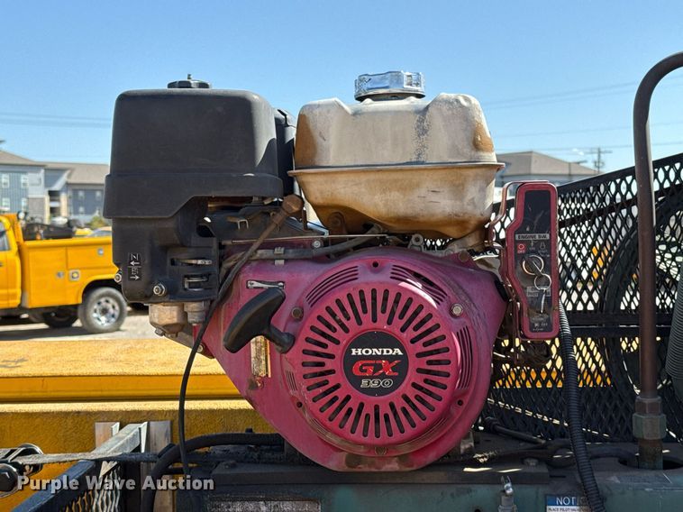 image for item EJ4508 2018 Chevrolet Silverado 3500HD utility bed pickup truck