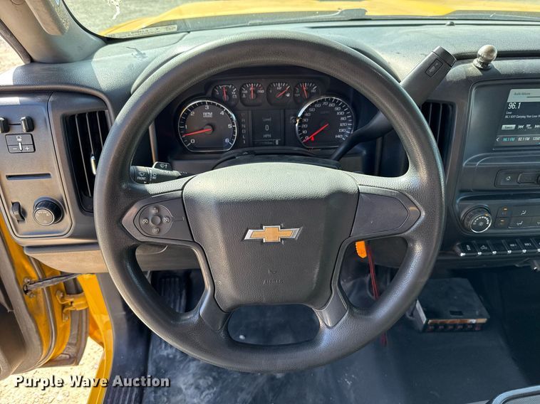 image for item EJ4508 2018 Chevrolet Silverado 3500HD utility bed pickup truck