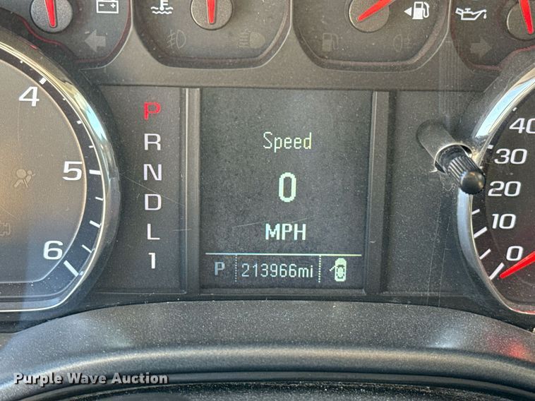 image for item EJ4508 2018 Chevrolet Silverado 3500HD utility bed pickup truck