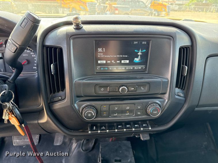 image for item EJ4508 2018 Chevrolet Silverado 3500HD utility bed pickup truck