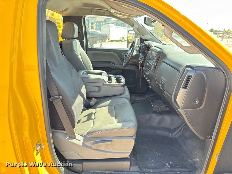 image for item EJ4508 2018 Chevrolet Silverado 3500HD utility bed pickup truck