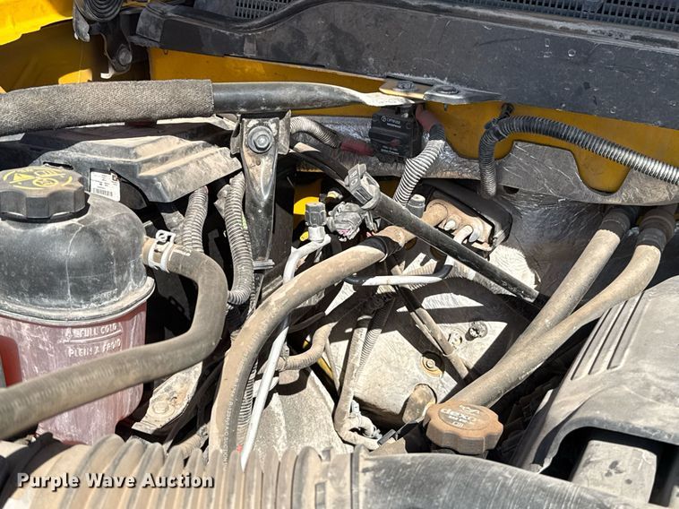 image for item EJ4508 2018 Chevrolet Silverado 3500HD utility bed pickup truck