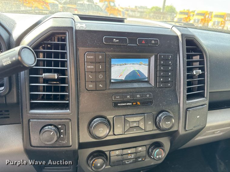 image for item EJ4509 2019 Ford F150 XL SuperCrew pickup truck