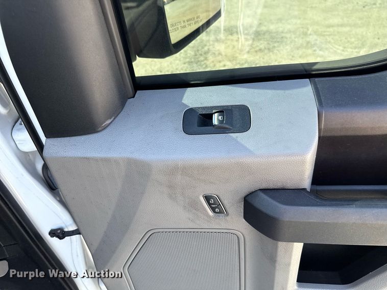 image for item EJ4509 2019 Ford F150 XL SuperCrew pickup truck