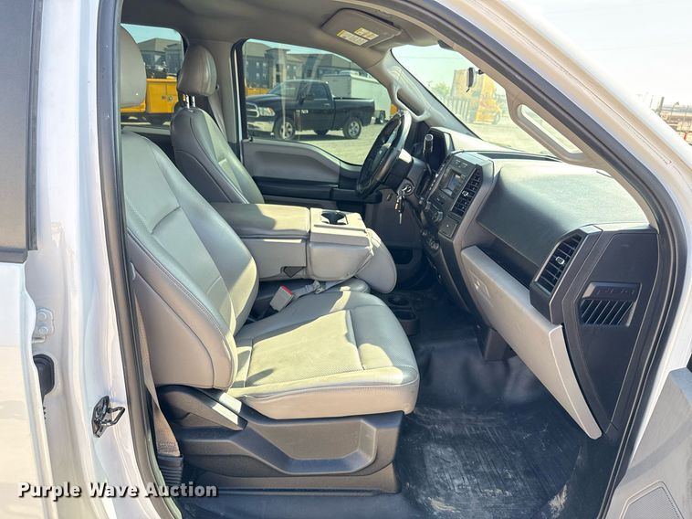 image for item EJ4509 2019 Ford F150 XL SuperCrew pickup truck