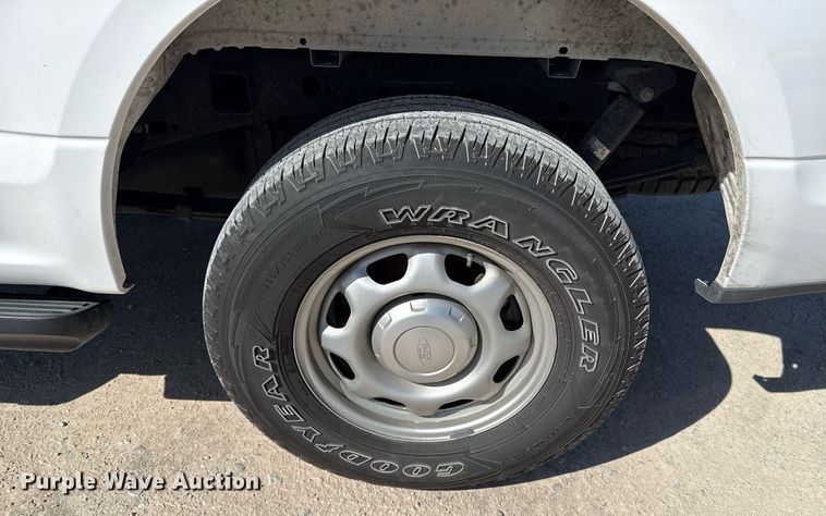 image for item EJ4509 2019 Ford F150 XL SuperCrew pickup truck