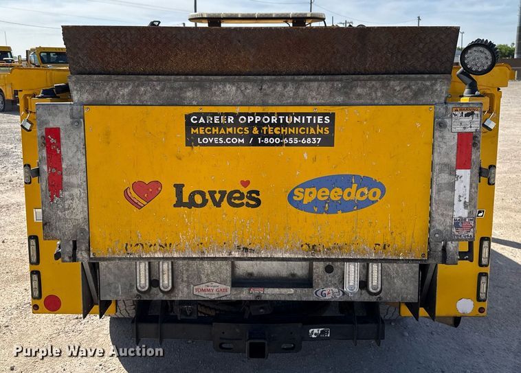 image for item EJ4510 2019 Ford F350 Super Duty utility bed pickup truck