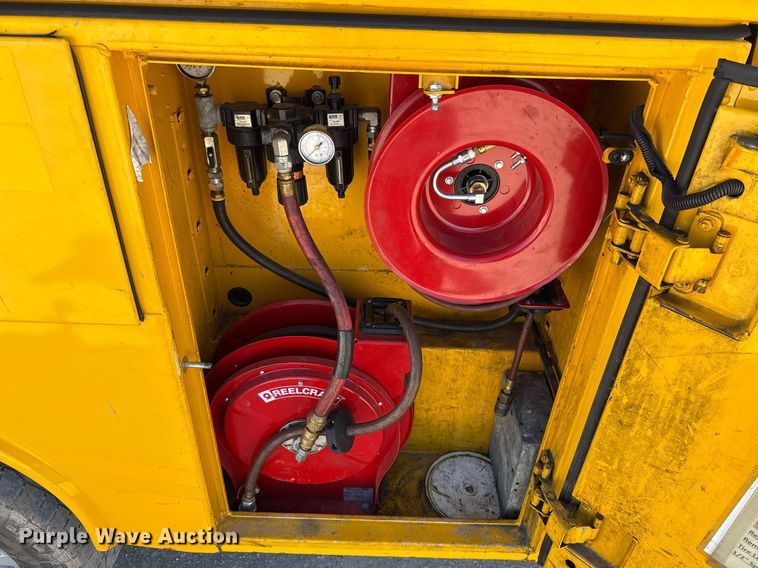 image for item EJ4510 2019 Ford F350 Super Duty utility bed pickup truck