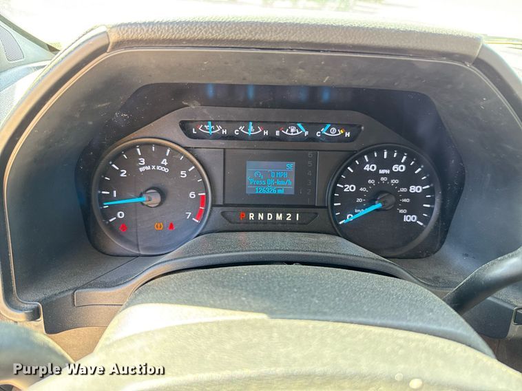 image for item EJ4510 2019 Ford F350 Super Duty utility bed pickup truck