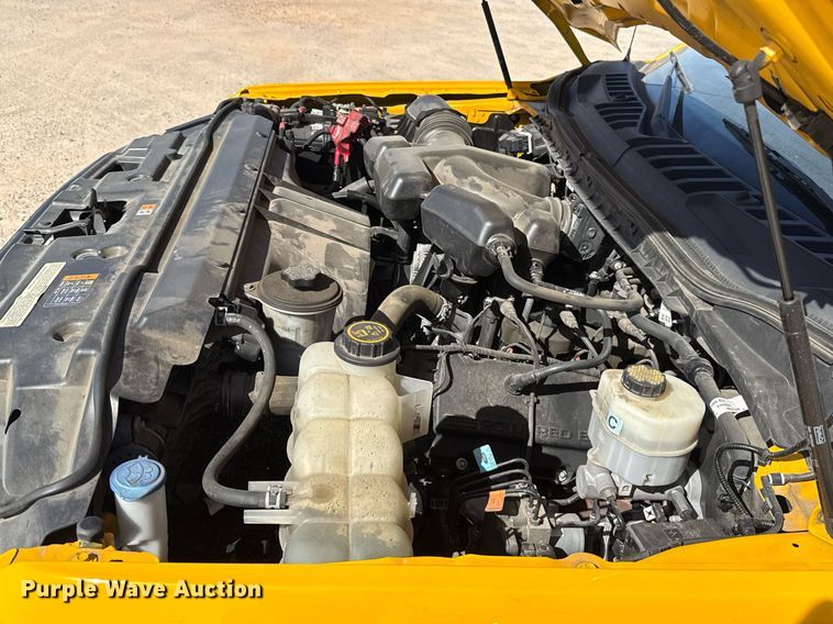 image for item EJ4510 2019 Ford F350 Super Duty utility bed pickup truck