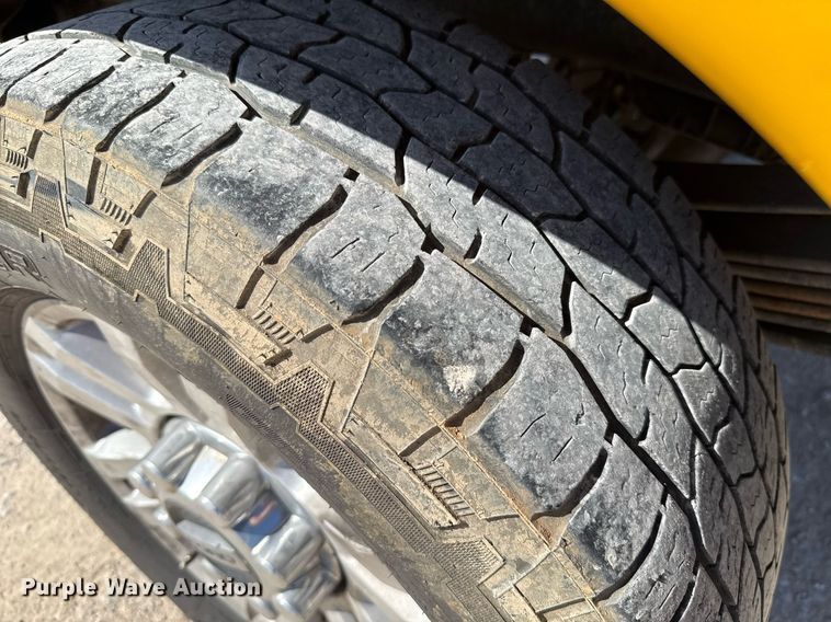 image for item EJ4510 2019 Ford F350 Super Duty utility bed pickup truck